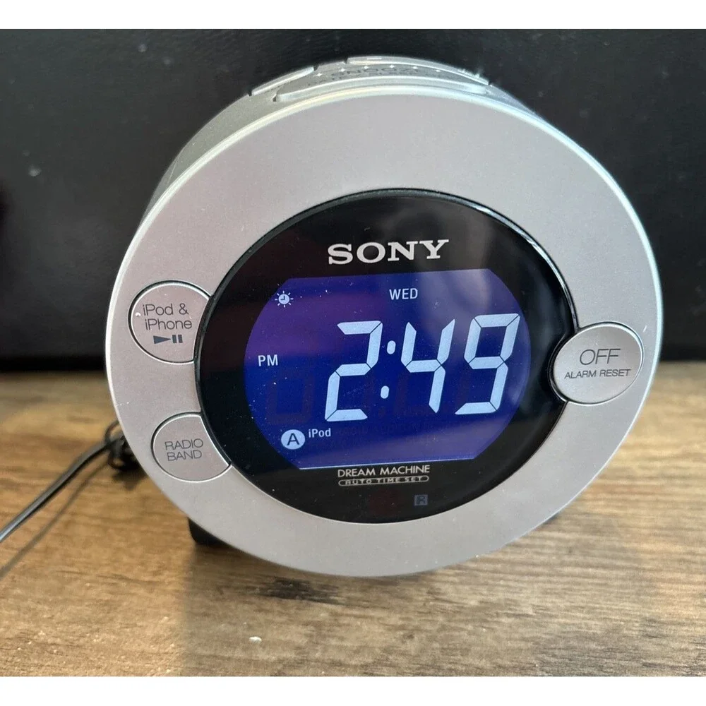 Sony Dream Machine ICF-C7IP AM/FM Radio Alarm Clock iPod Dock WORKS. See Info